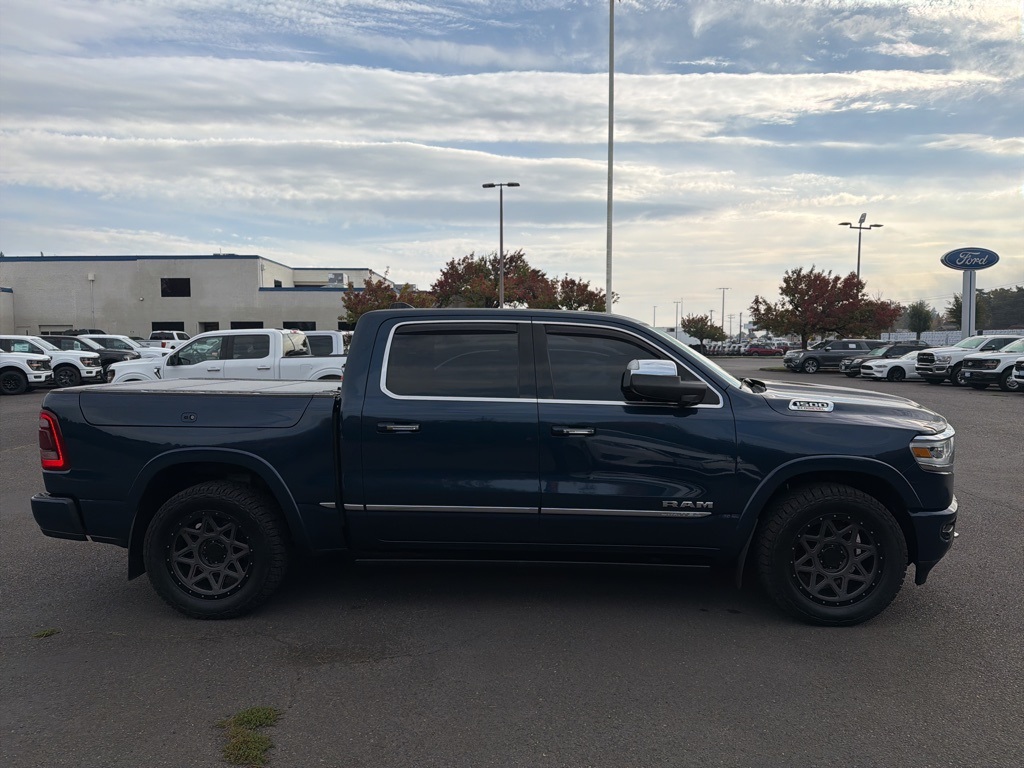 2022 Ram 1500 Limited photo 4