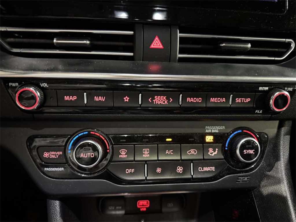 2022 Kia Niro Plug-In Hybrid EX Premium photo 17