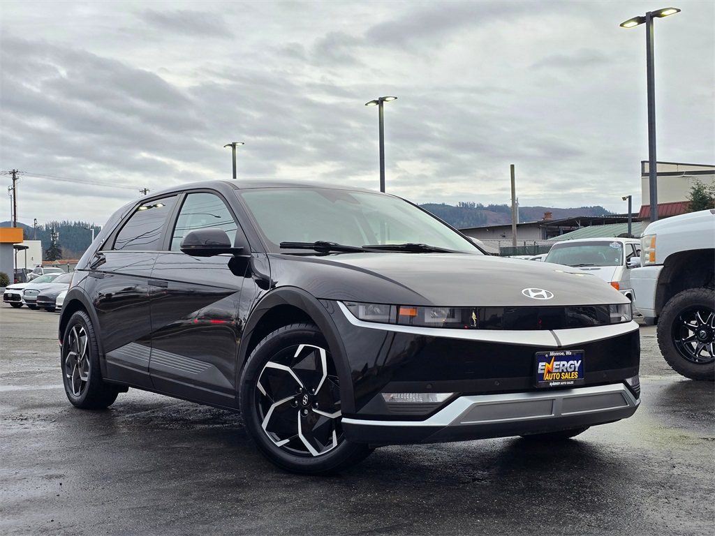 Used 2024 Hyundai IONIQ 5 SEL with VIN KM8KN4DE2RU252499 for sale in North Bend, WA