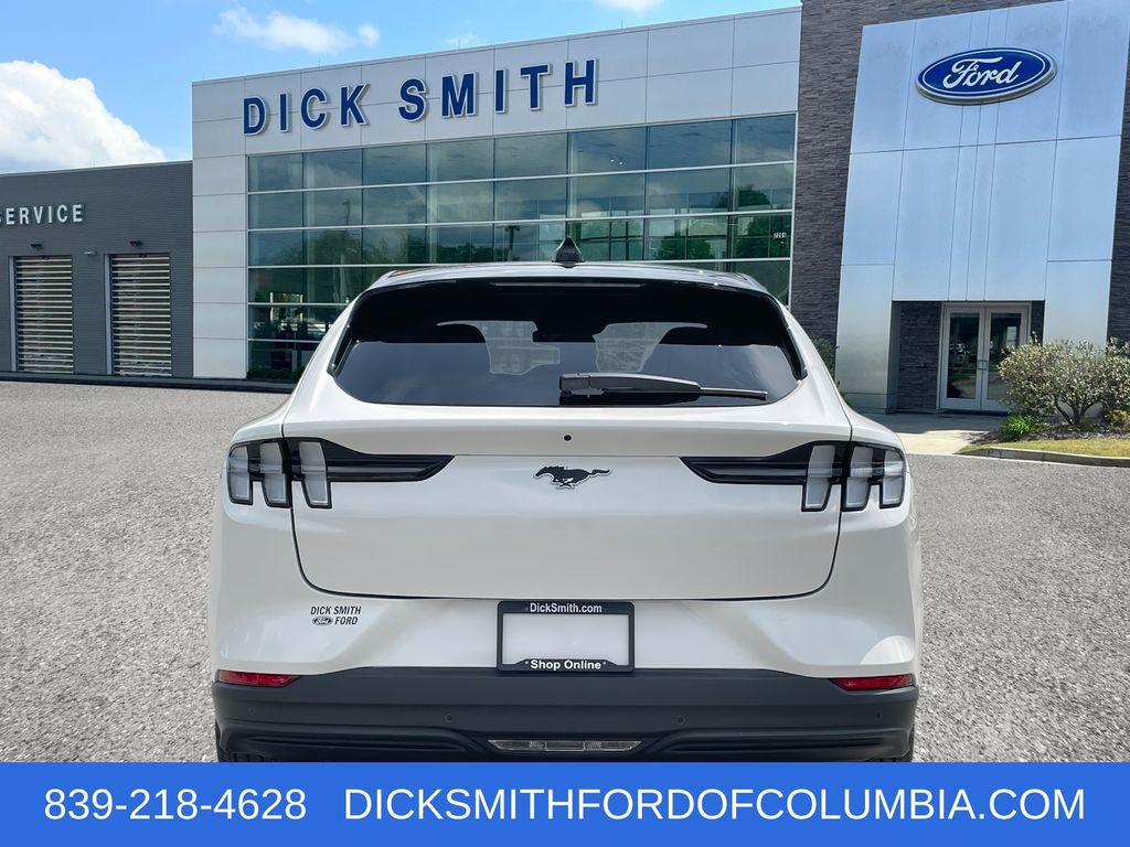 2025 Ford Mustang Mach-E Premium photo 4