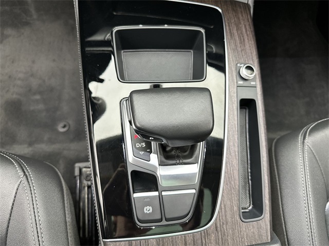 2023 Audi Q5 45 S line Premium Plus photo 12