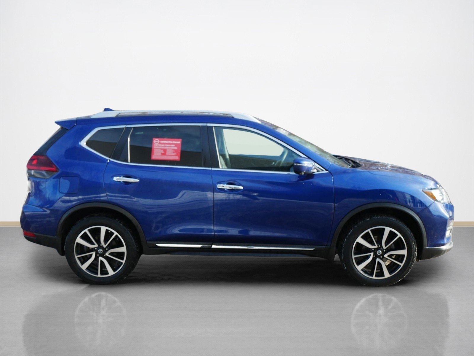Certified 2020 Nissan Rogue SL with VIN 5N1AT2MV2LC748177 for sale in Maplewood, Minnesota