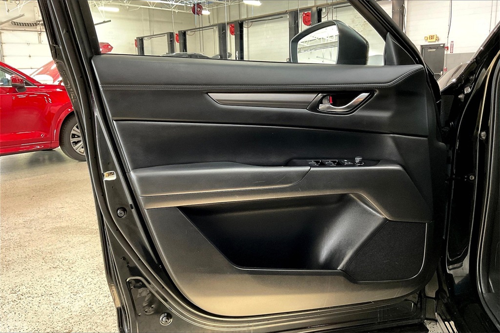 2022 Mazda CX-5 2.5 Select photo 19