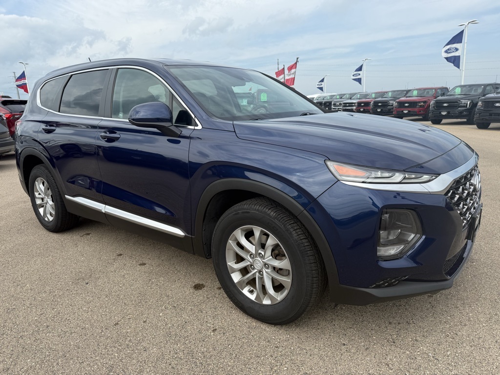 Used 2020 Hyundai Santa Fe SE with VIN 5NMS2CAD4LH240470 for sale in Beaver Dam, WI