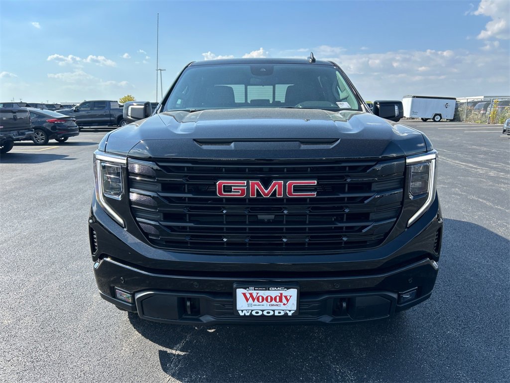 2026 GMC SIERRA - Image 2