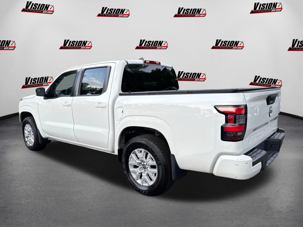 2022 Nissan Frontier SV photo 6