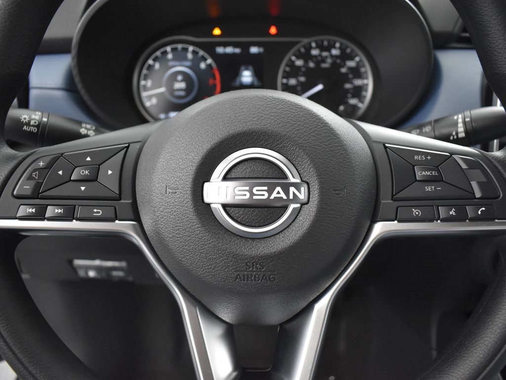 2025 Nissan Versa 1.6 SV photo 28