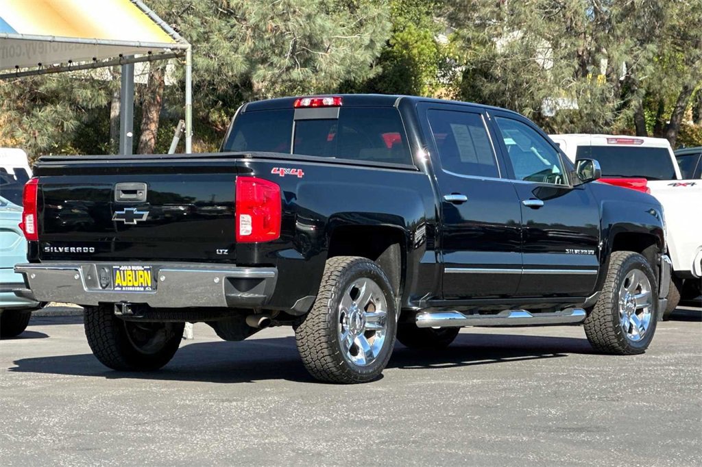 2016 Chevrolet Silverado 1500 LTZ photo 4