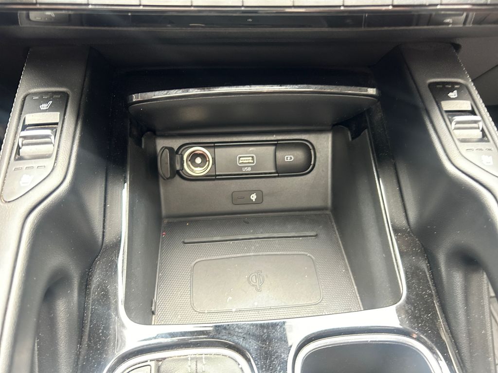 2022 Kia Telluride EX photo 25