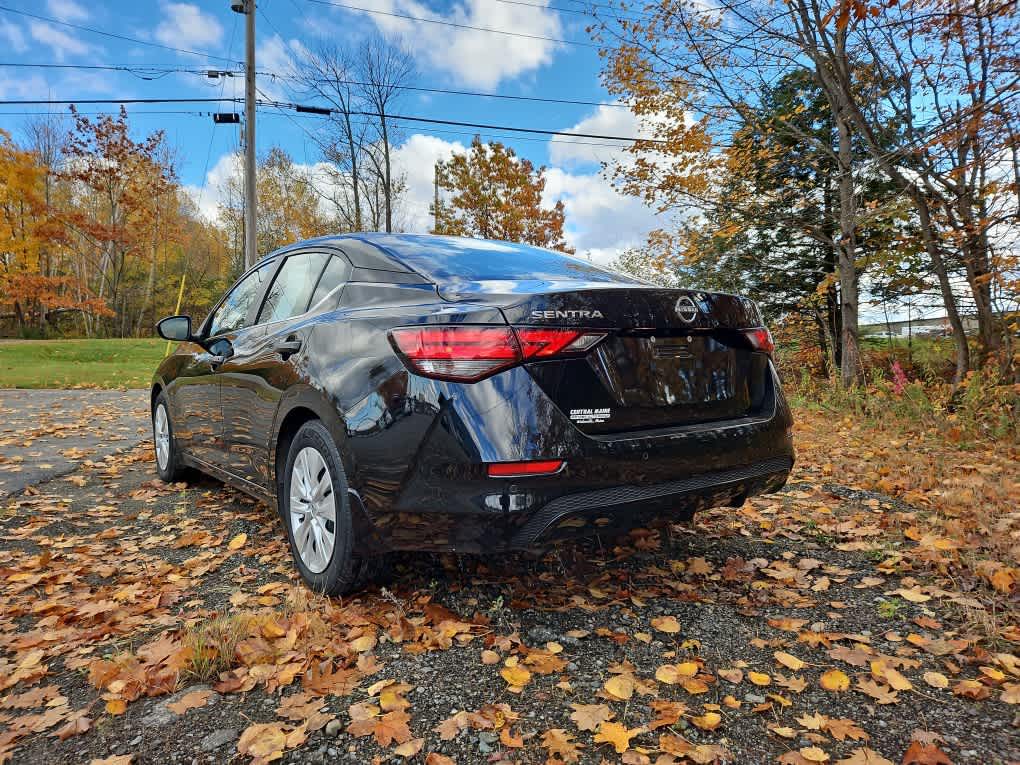 2024 Nissan Sentra S photo 2