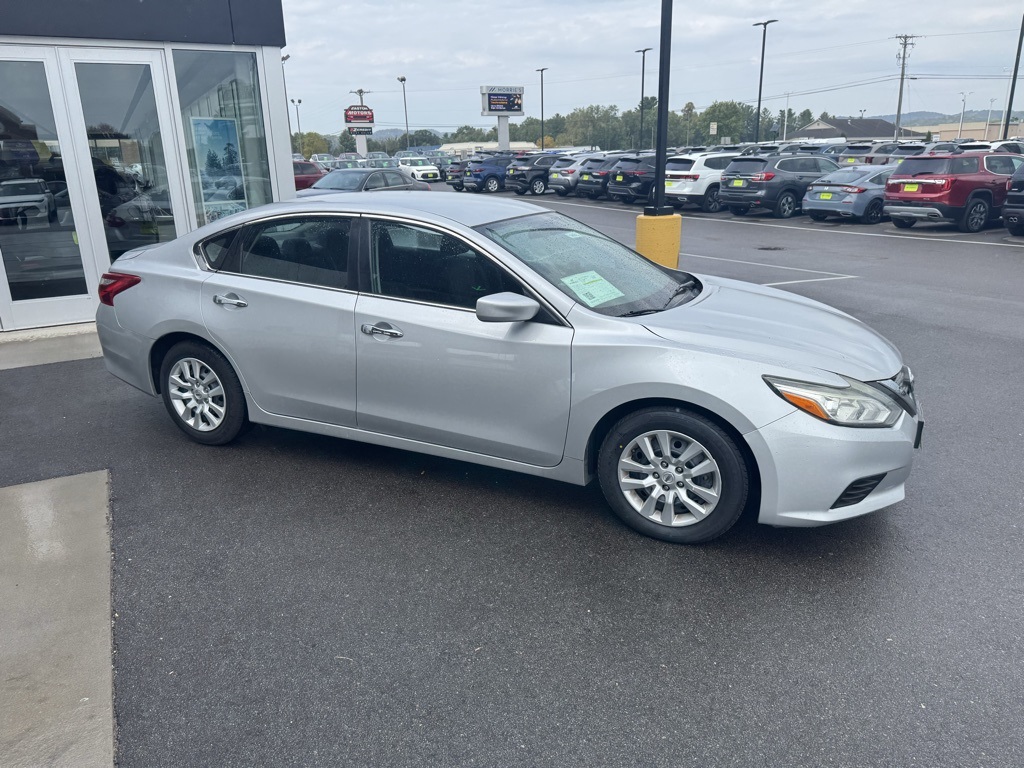 2016 Nissan Altima 2.5 S photo 10