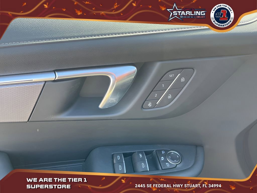 2025 Buick Enclave Sport Touring photo 23