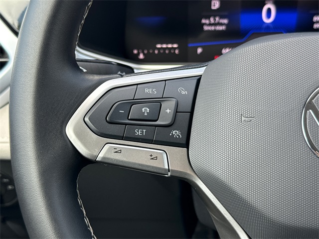 2025 Volkswagen Taos SE photo 23