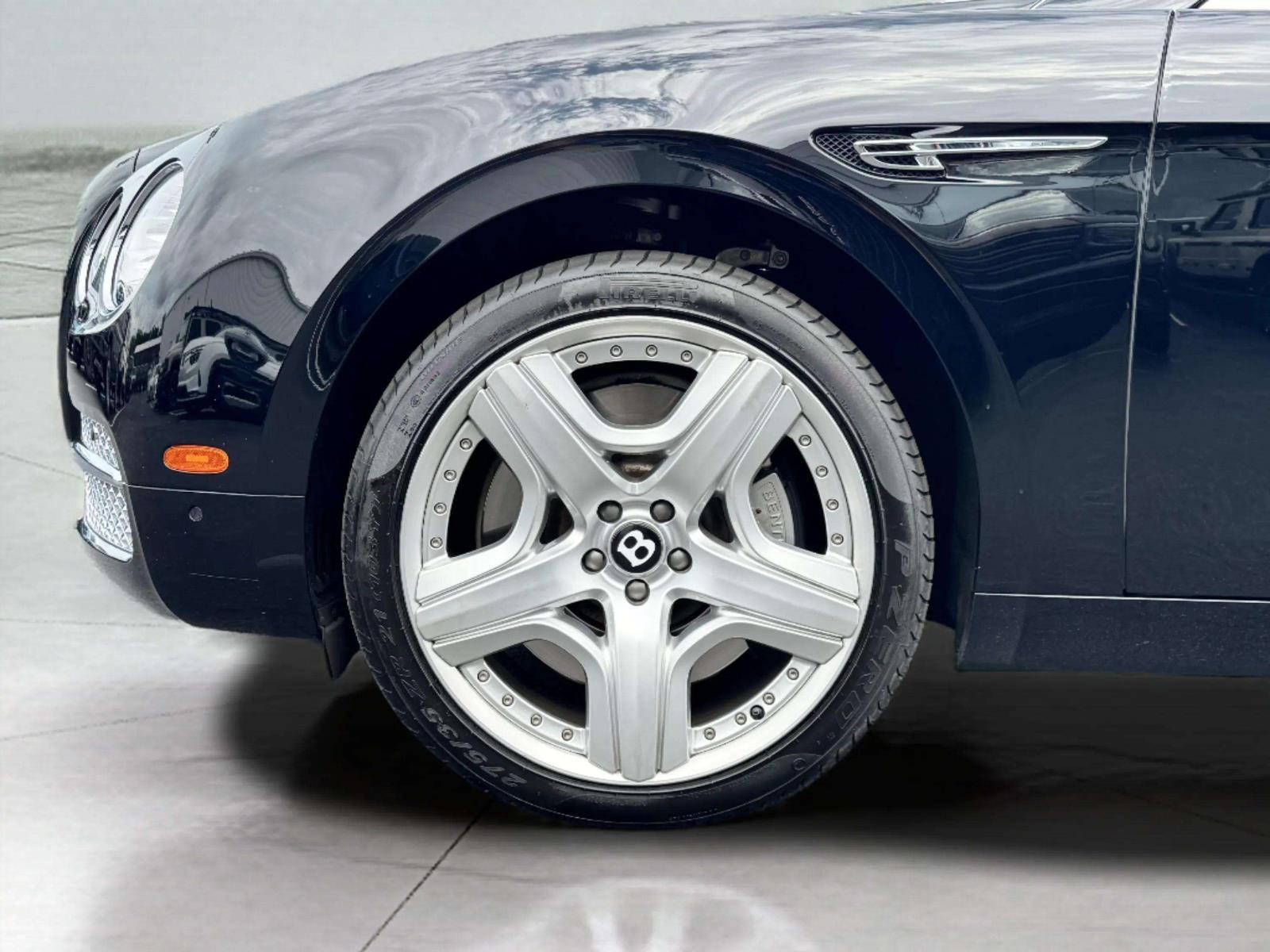 2014 Bentley Flying Spur Base photo 59