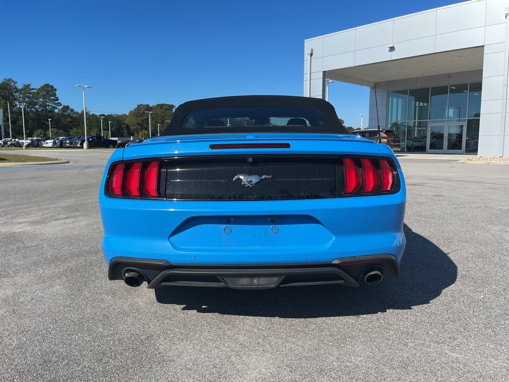 2022 Ford Mustang EcoBoost Premium photo 4