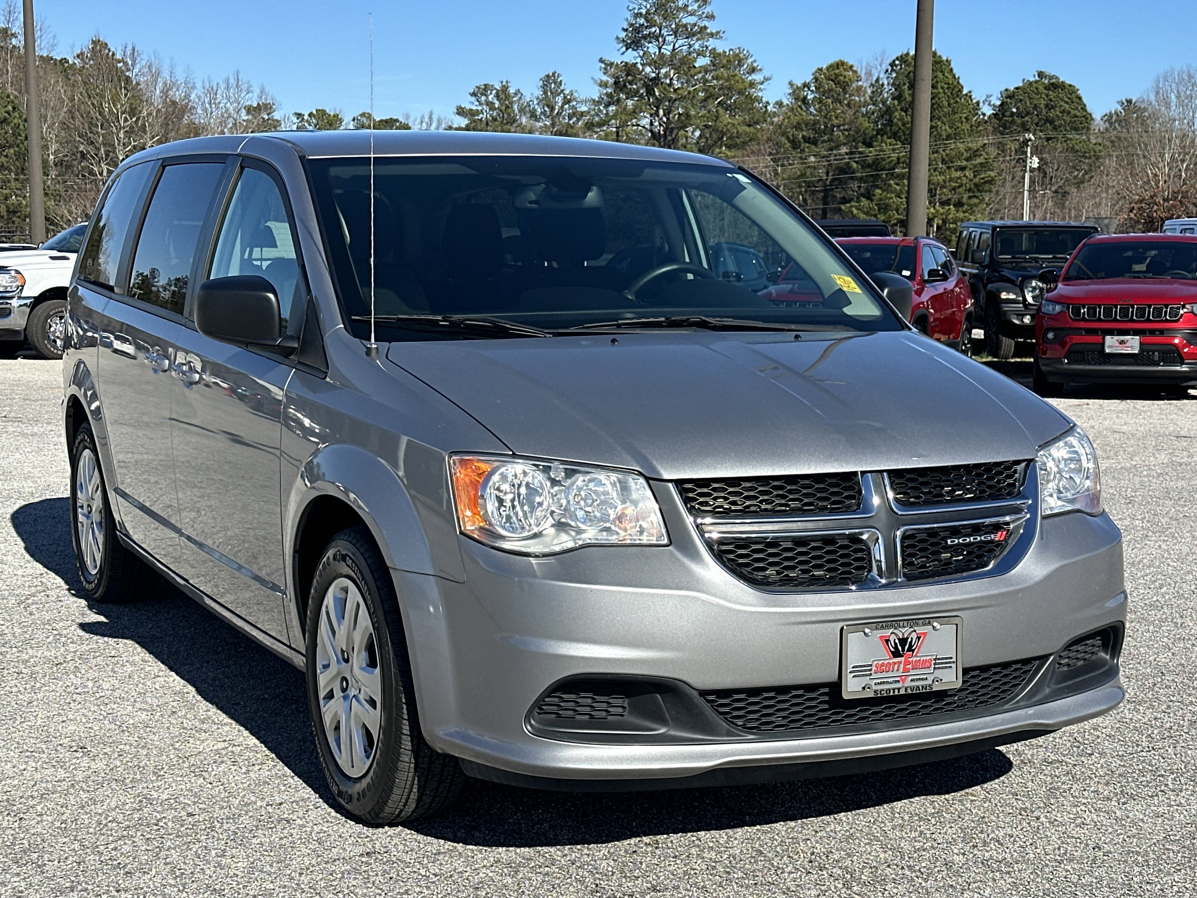 2018 Dodge Grand Caravan SE's photo