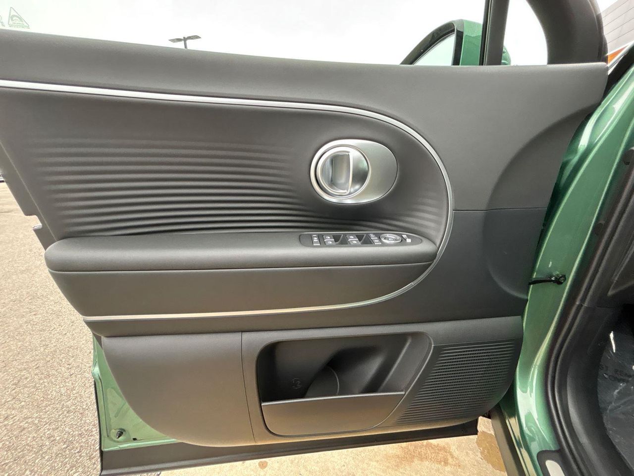2026 Hyundai Ioniq SEL photo 6