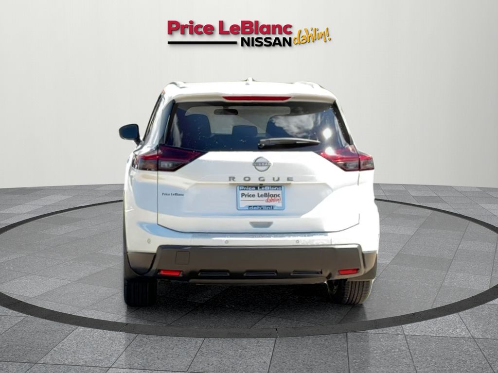 2026 Nissan Rogue SV photo 3