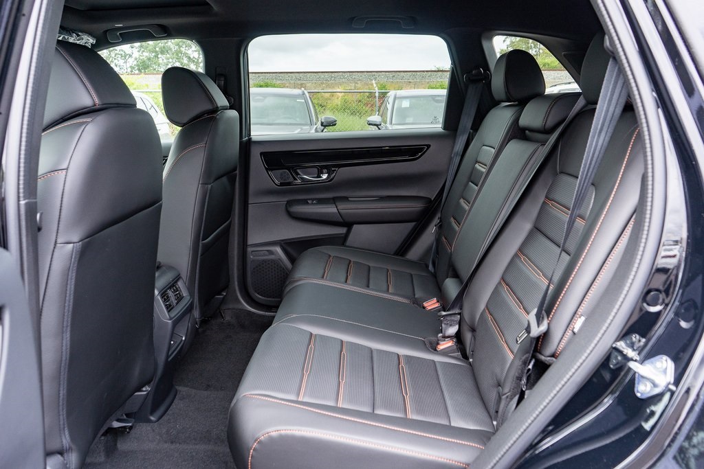 2026 Honda CR-V Hybrid Sport Touring photo 10