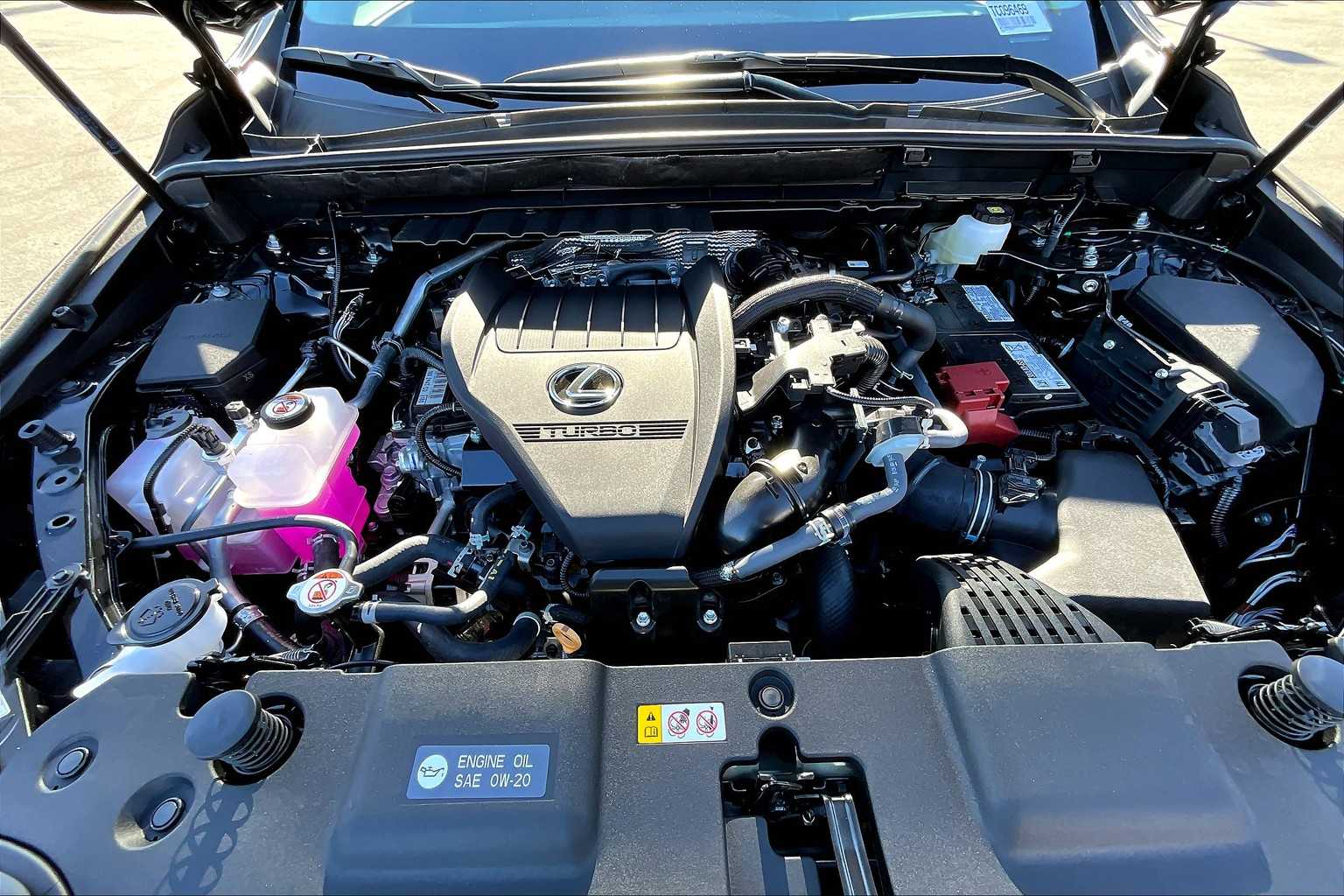 2026 Lexus NX 350 photo 18