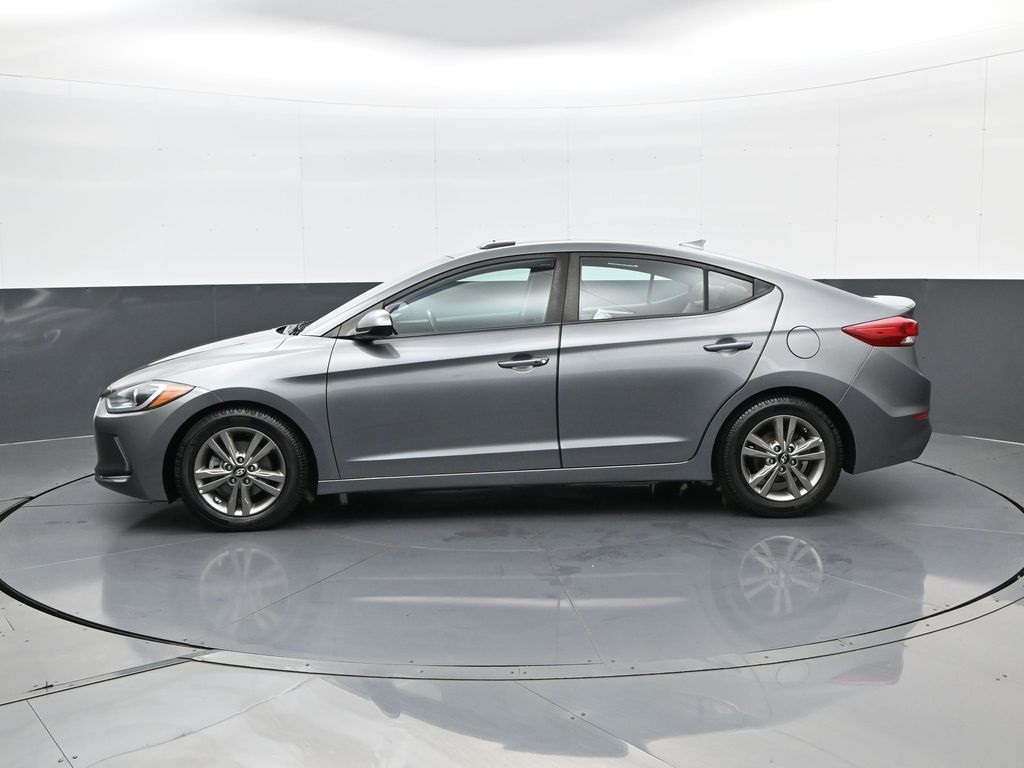 2018 Hyundai Elantra Value Edition photo 4