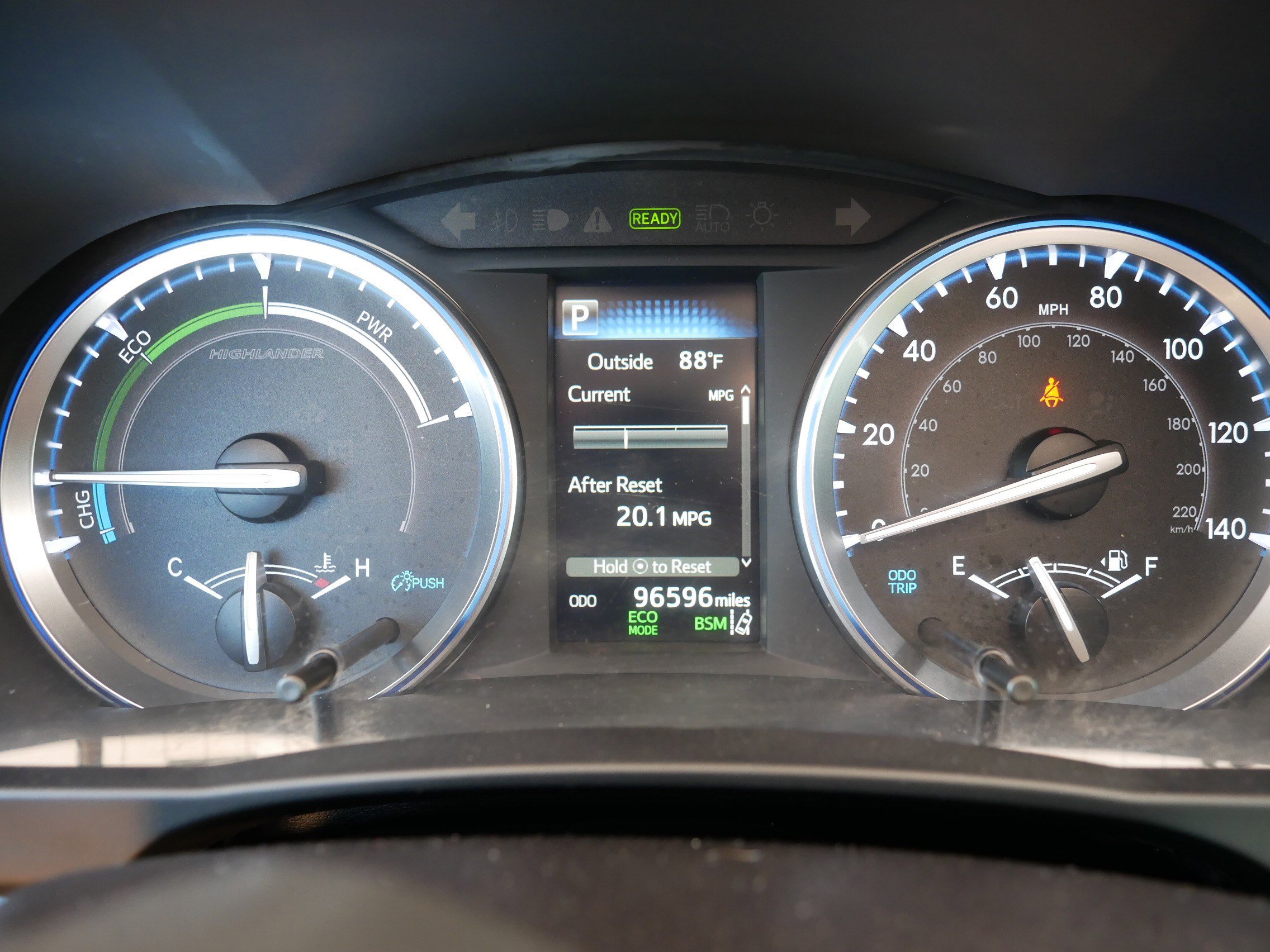 2019 Toyota Highlander Hybrid XLE photo 18