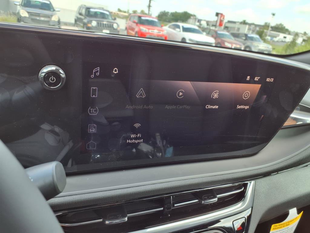 2025 Buick Envista ST photo 3