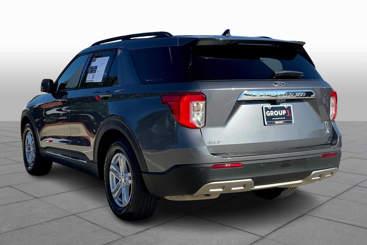 2021 Ford Explorer XLT photo 10