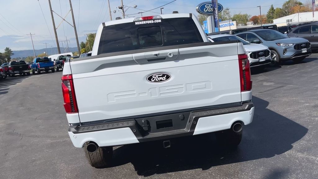 2025 Ford F-150 XLT photo 2