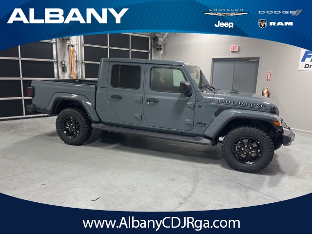 2025 Jeep Gladiator High Tide's photo