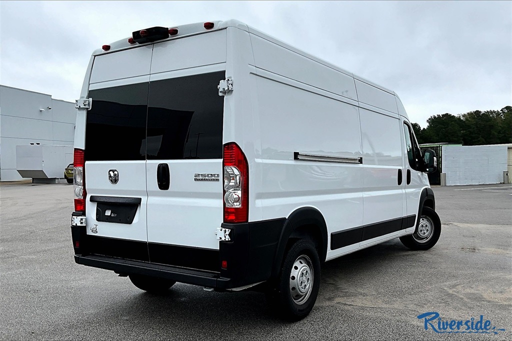 2023 Ram ProMaster 2500 photo 3