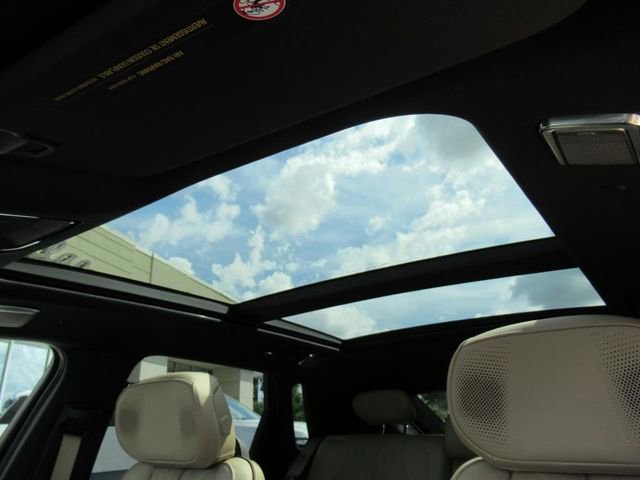 2026 Cadillac Lyriq photo 27