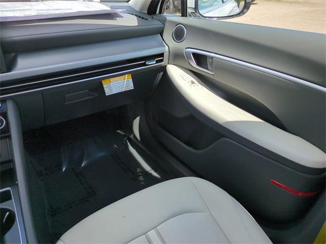 2025 Hyundai Sonata SEL Convenience photo 14