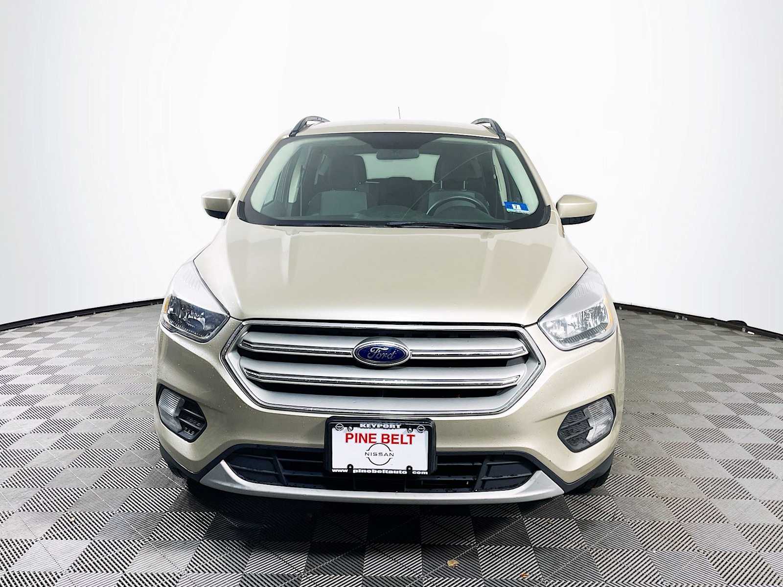 2018 Ford Escape SE photo 2