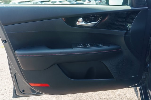 2022 Kia Forte GT photo 8
