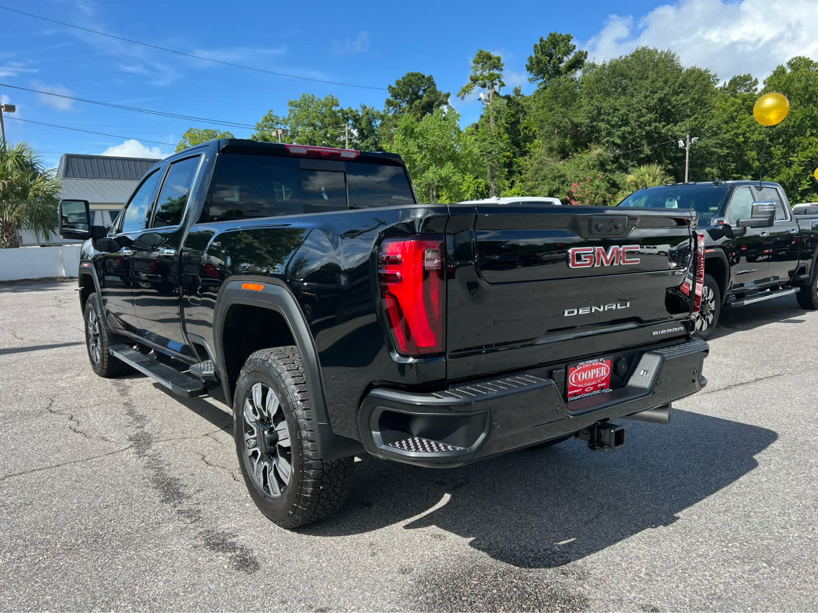 2025 Gmc Sierra HD Denali photo 4