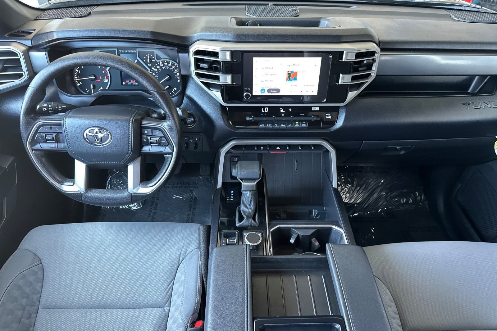 2025 Toyota Tundra SR5 photo 10