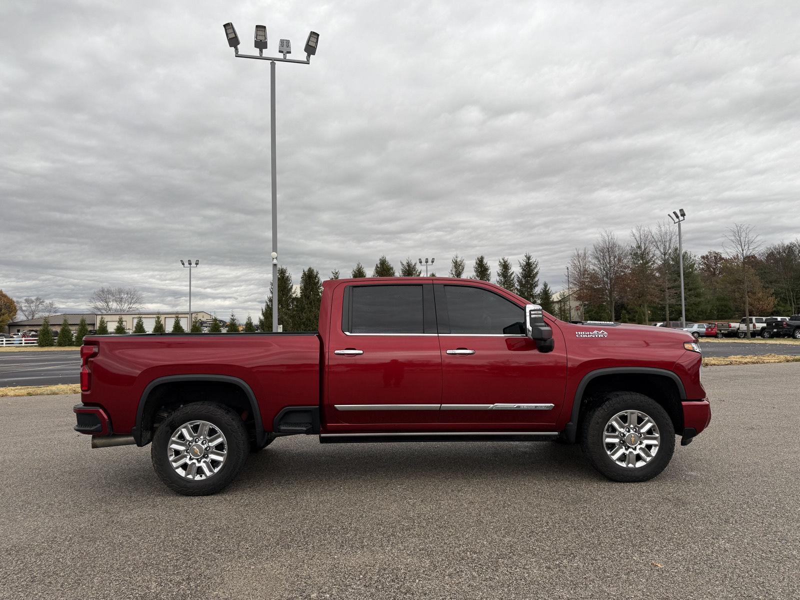 2024 Chevrolet Silverado 3500HD High Country photo 4
