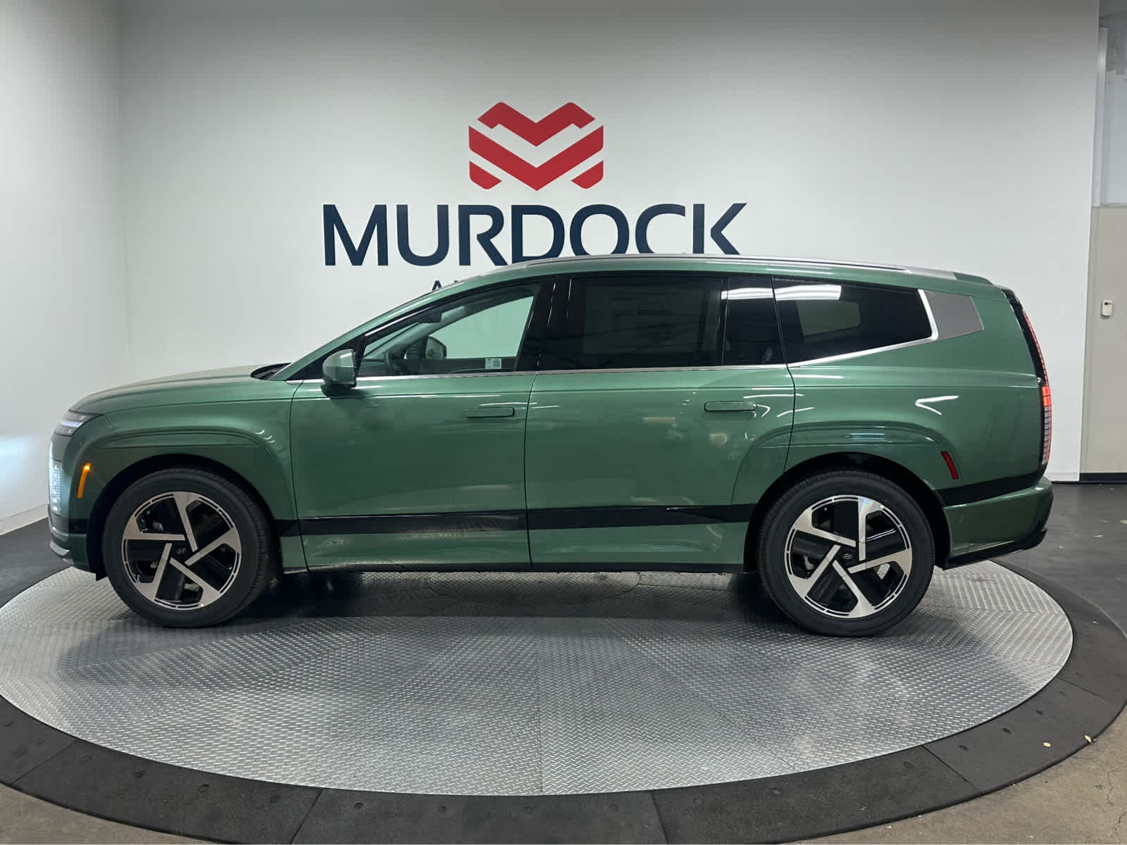 2026 Hyundai Ioniq photo 2