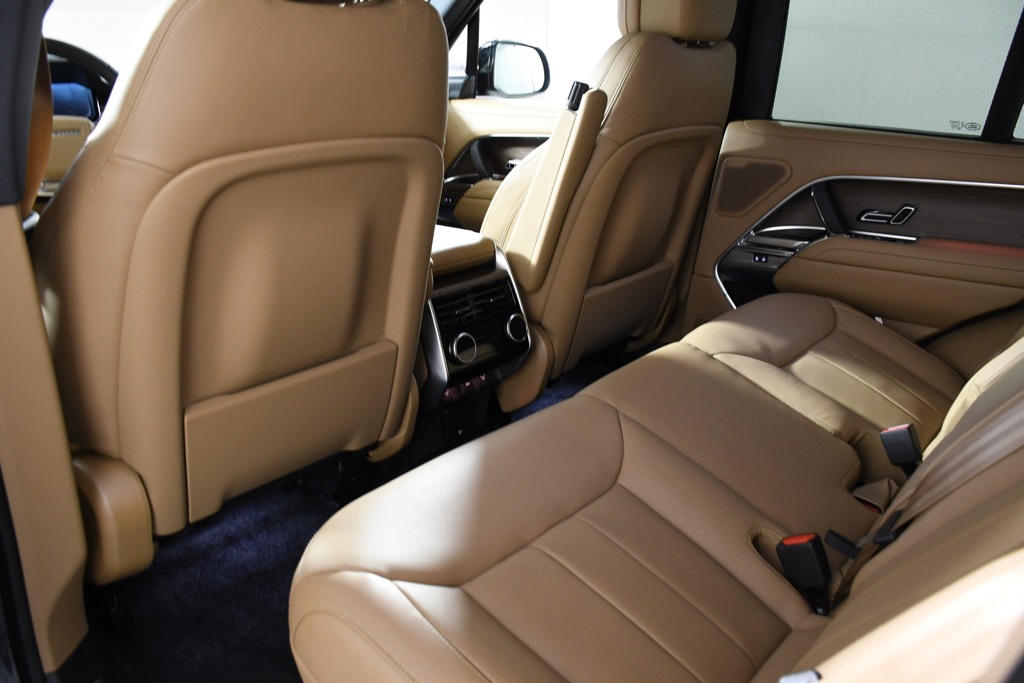 2025 Land Rover Range Rover SE photo 26