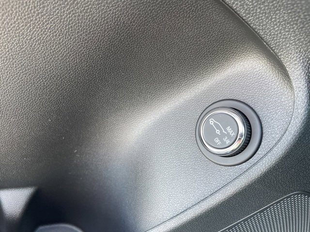 2025 Buick Envista ST photo 13