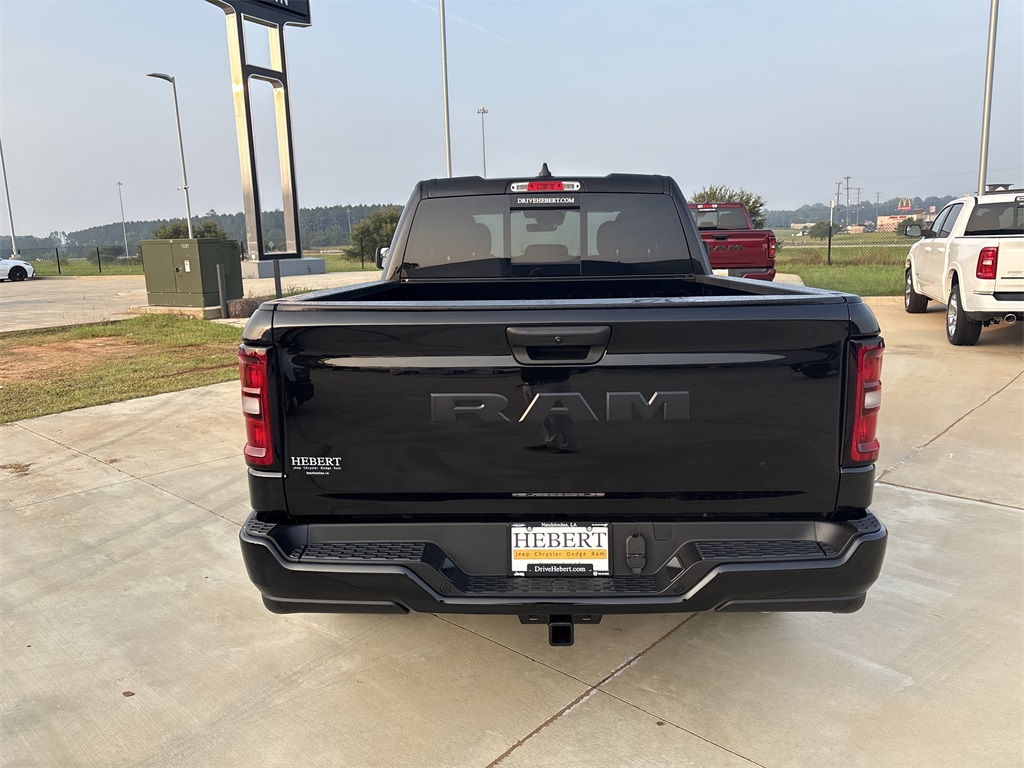 2025 Ram 1500 Tradesman photo 4