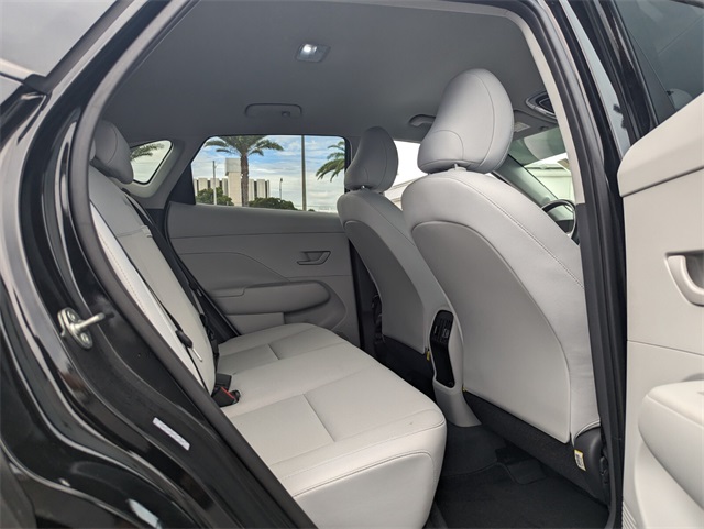 2024 Hyundai Kona SEL photo 9