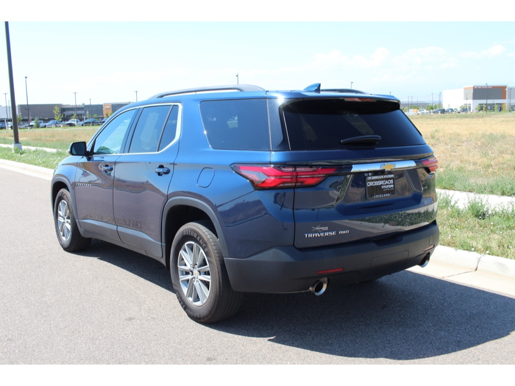 2023 Chevrolet Traverse Cloth photo 3