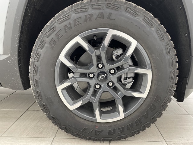 2025 Chevrolet Equinox ACTIV photo 6