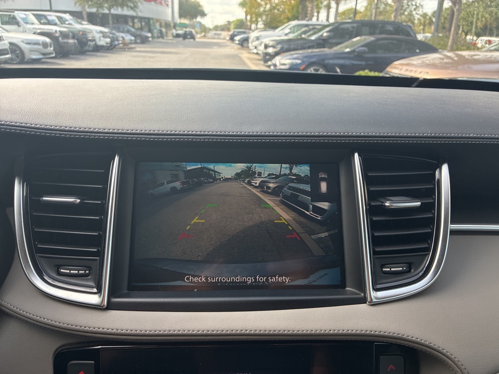 2024 Infiniti QX50 Luxe AWD photo 17