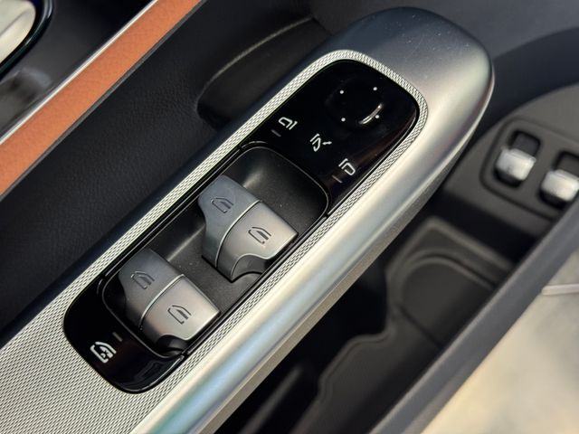 2026 Mercedes Benz GLC 350e 4MATIC photo 35