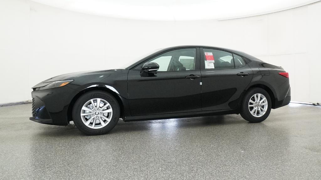 2026 Toyota Camry LE photo 8