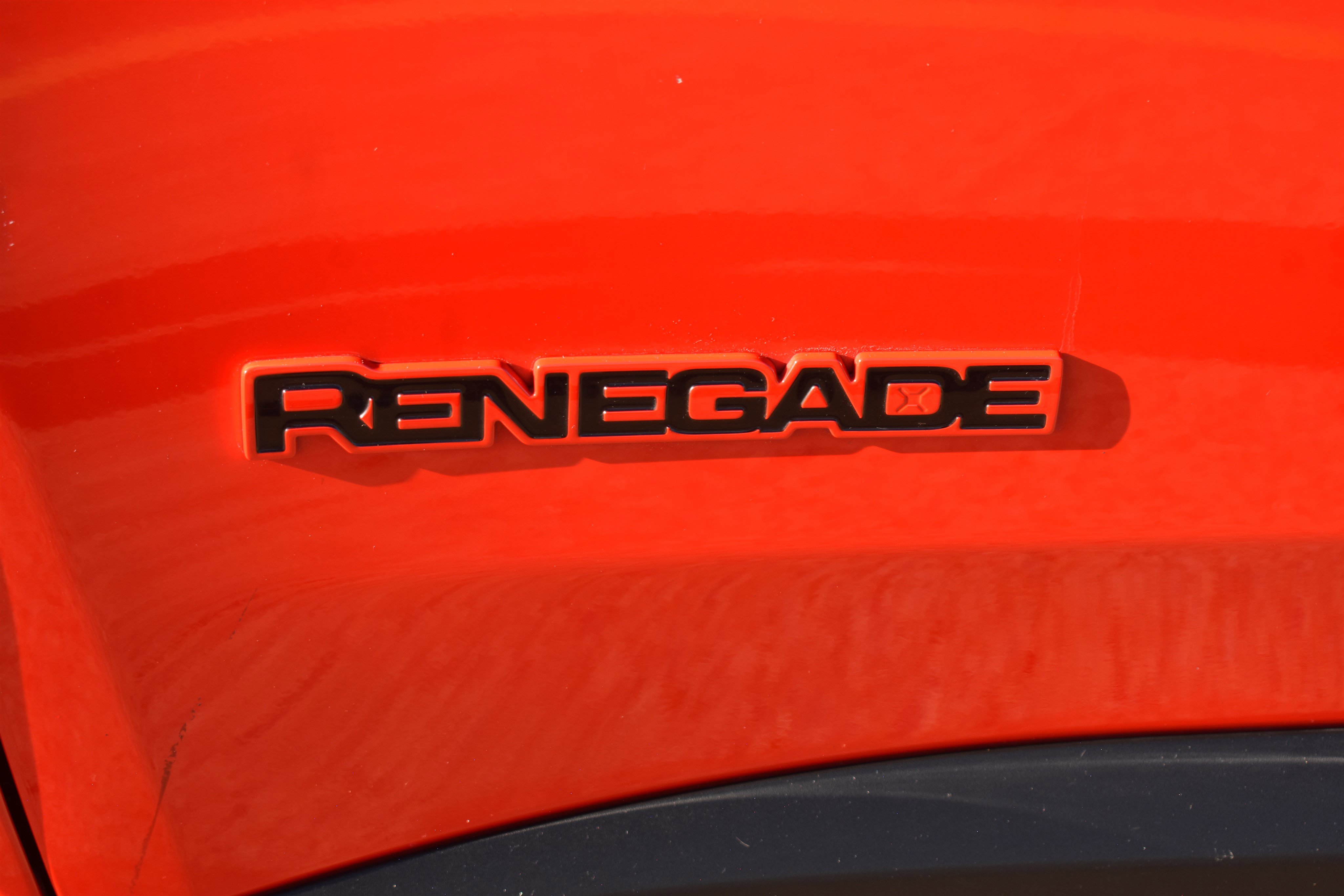 2022 Jeep Renegade Red Edition photo 2