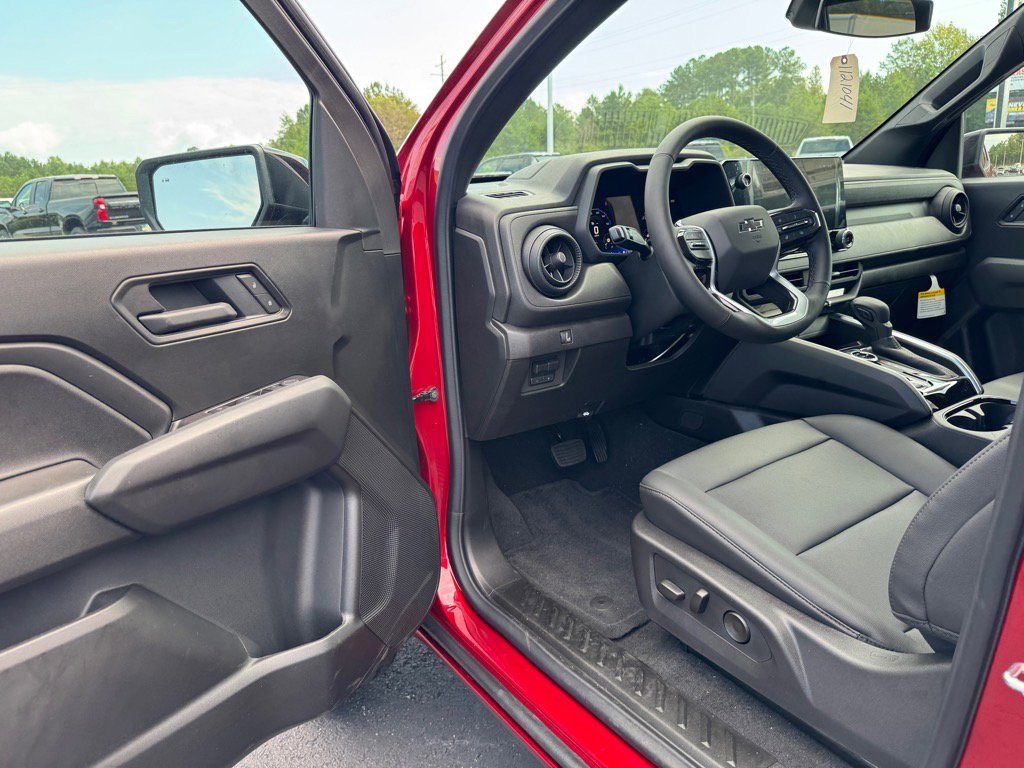 2026 Chevrolet Colorado Trail Boss photo 9
